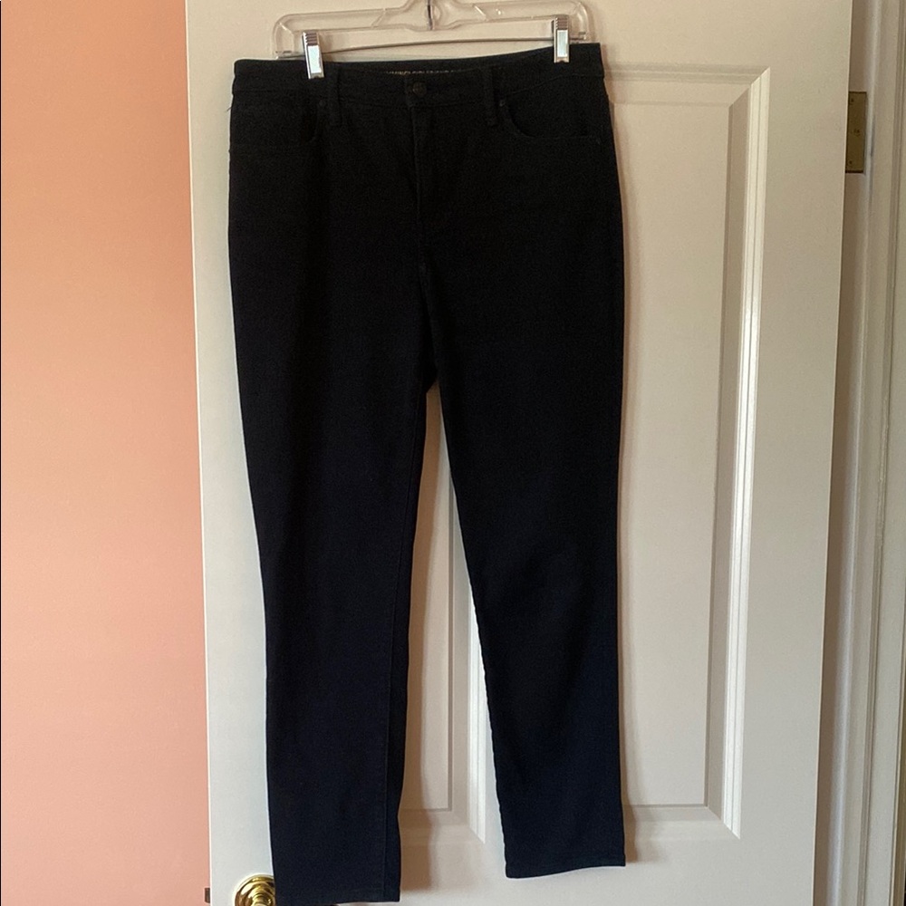 Chicos Black Jeans So slimming girlfriend slim leg ankle size 1/ 10